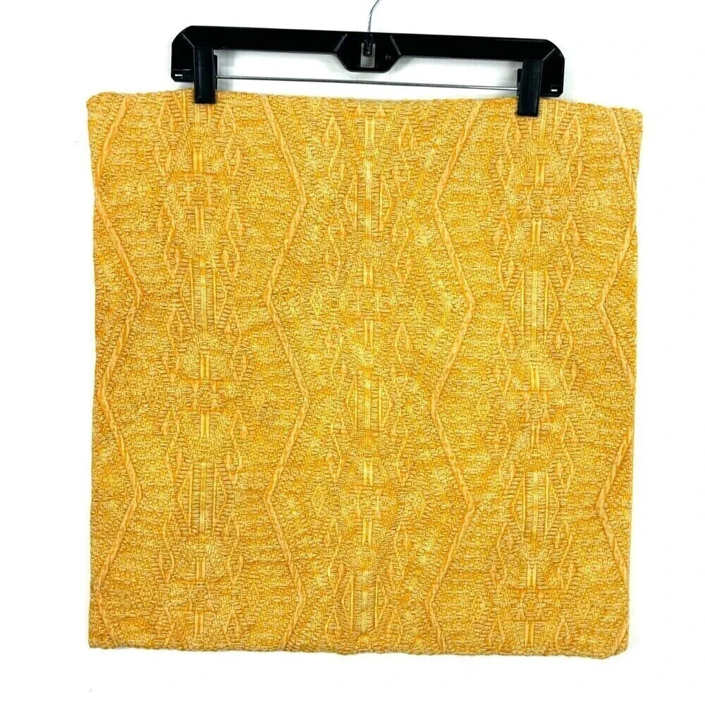 Pier One Cotton Throw Pillow Covers Yellow 20 x 20 Boho Embroidered Set‎ Of 2 U4